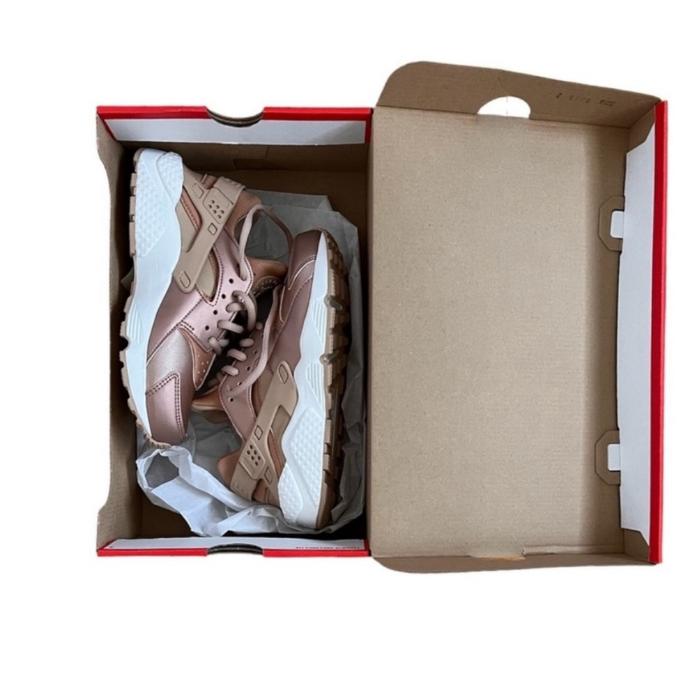 Nike Air Huaraches Run Metallic Rose Gold Limited Edition